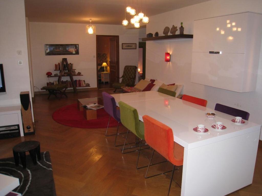Les Toits Des Cordeliers Apartman Nancy Szoba fotó